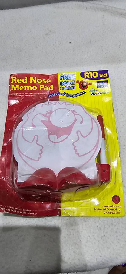 VINTAGE RED NOSE MEMO PAD*SEALED UNIT)