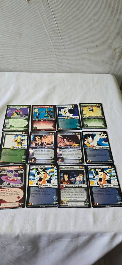 OVER 90 DRAGONBALL-Z TRADING CARDS