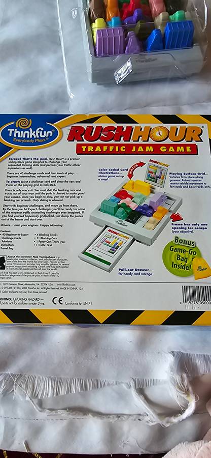 RUSH HOUR TRAFFIC JAM GAME