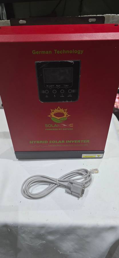 1.5/3KVA PURE SINEWAVE HYBRID SOLAR INVERTER(UNUSED)SEE DESCRIPTION