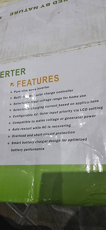 1.5/3KVA PURE SINEWAVE HYBRID SOLAR INVERTER(UNUSED)SEE DESCRIPTION