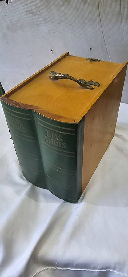 3 LAYERWOODEN BOX FOR SLIDES WITH SLIDE HOLDER(REMOVABLE)