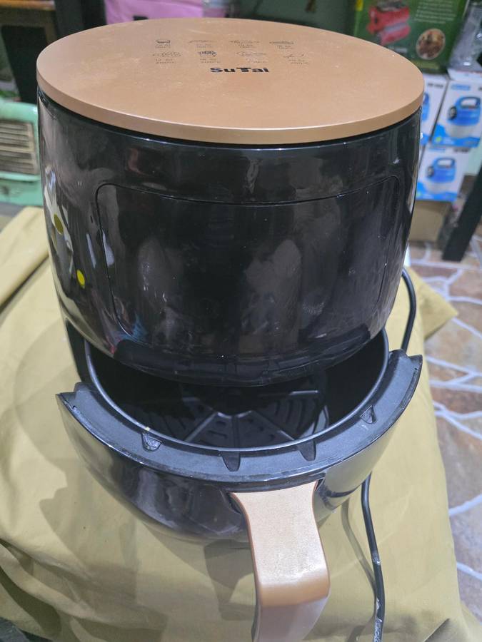 1800 WATTS AIR FRYER