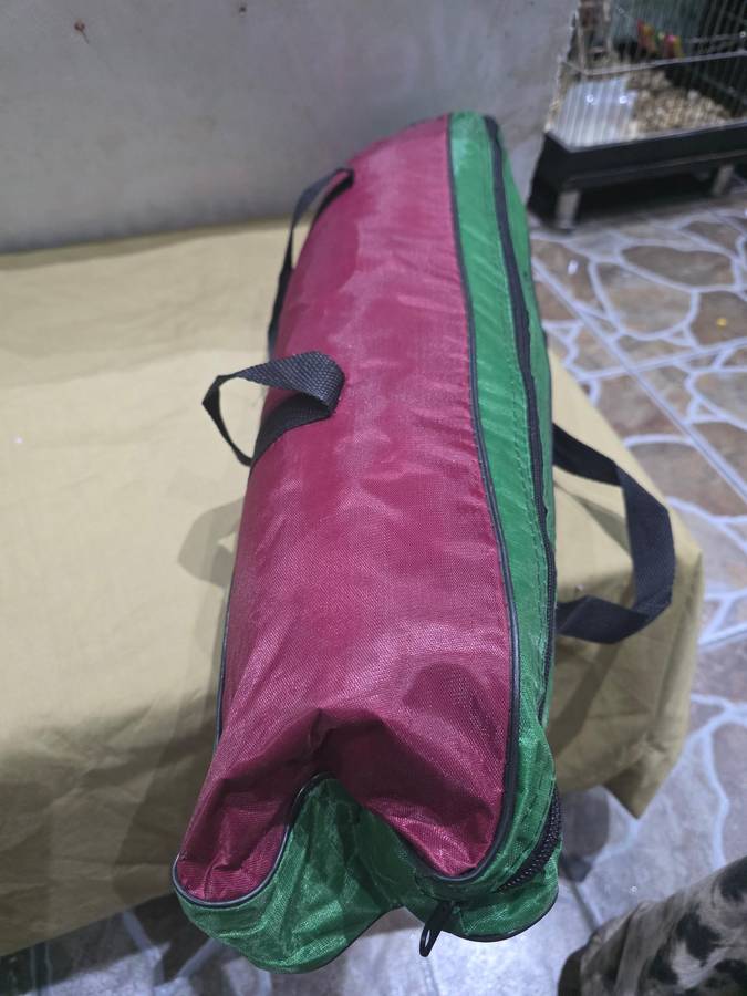 6 PERSON OUTDOOR WATERPROOF PICNIC/CAMPING  TENT(220 x 250cm)