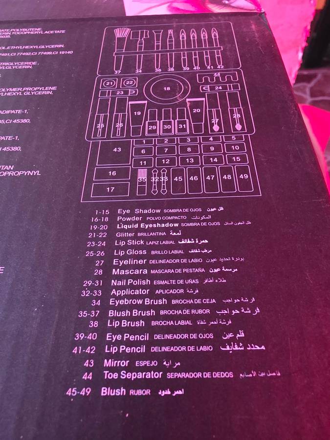 49 PIECE MISS YOUNG MAKEUP KIT