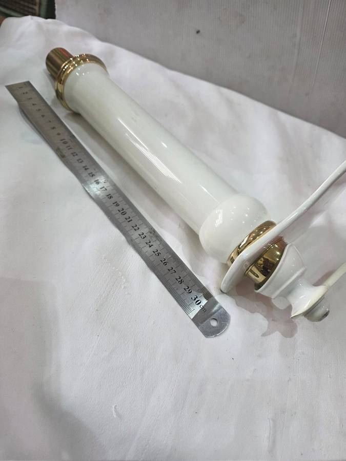 STUNNING MODERN CREAM AND GOLD MIXER FAUCET