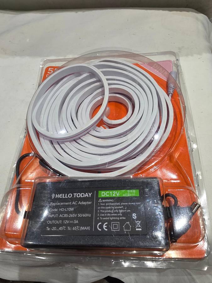 5 M DC 12V LIGHT STRIP SET