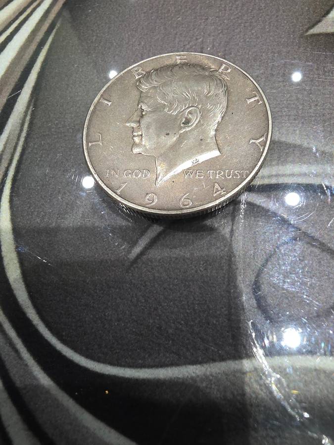 1964 SILVER HALF DOLLAR USA COIN