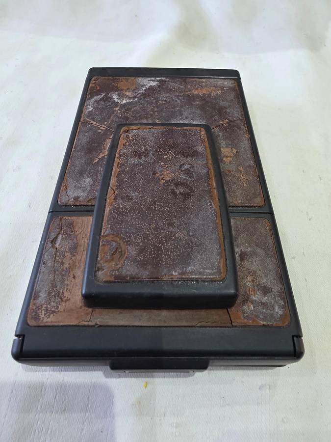SX70 VINTAGE LAND CAMERA