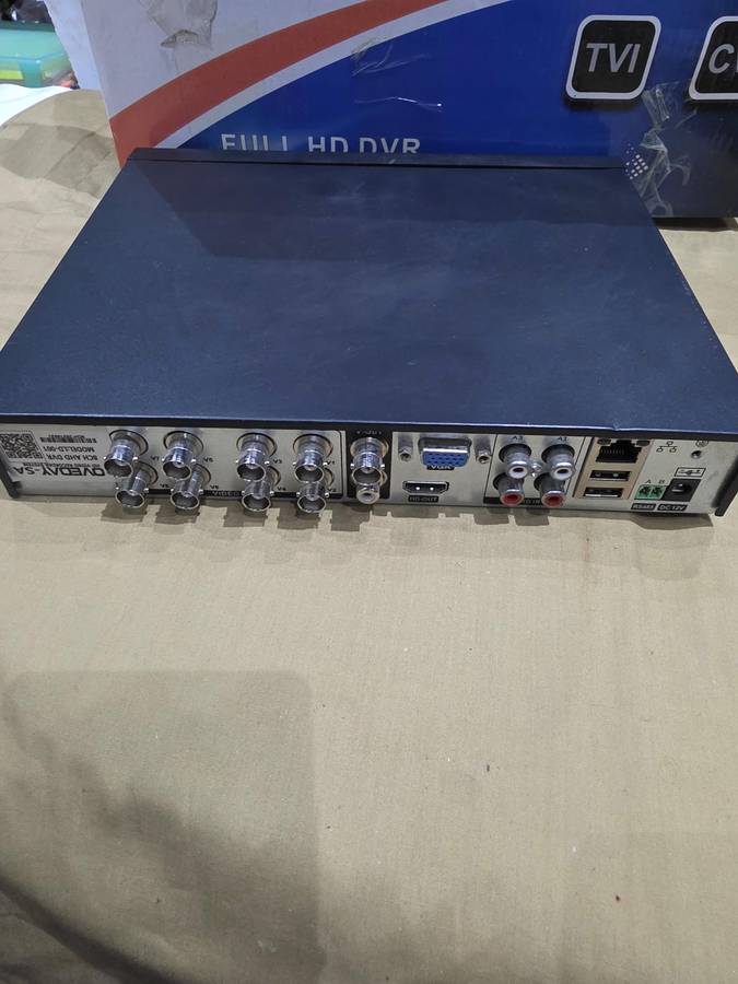8 CHANNELS AHD DVR INCL.POWER SUPPLY, REMOTE AND MOUSE