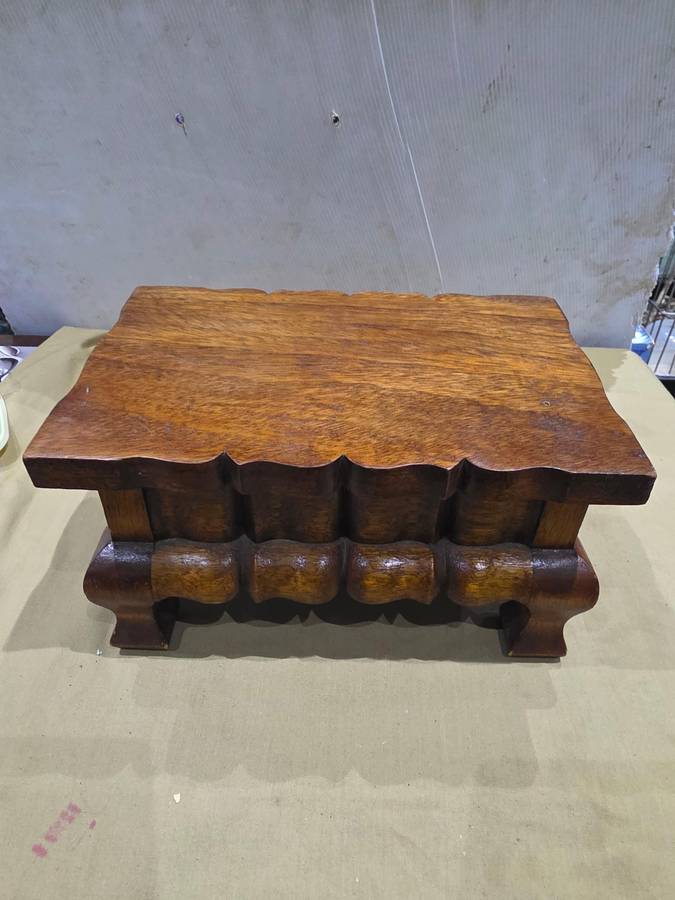 VINTAGE IMBUIA WOOD JEWELRY BOX