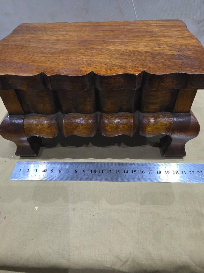VINTAGE IMBUIA WOOD JEWELRY BOX