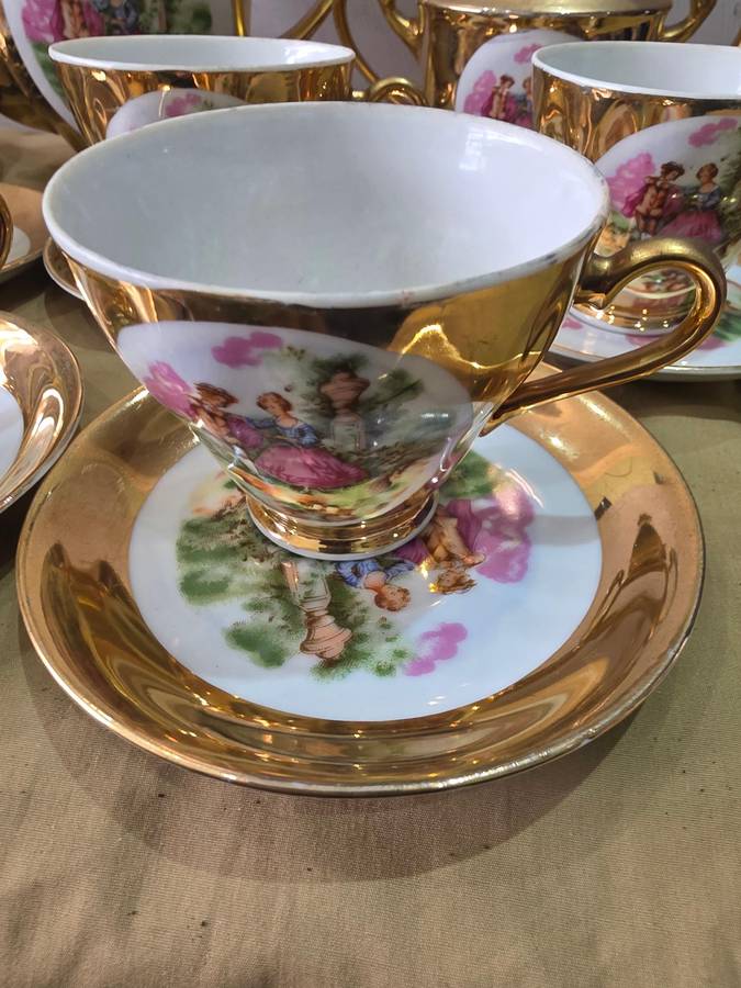 Vintage Couple Scene Tea/Coffee Set - 22 Pieces