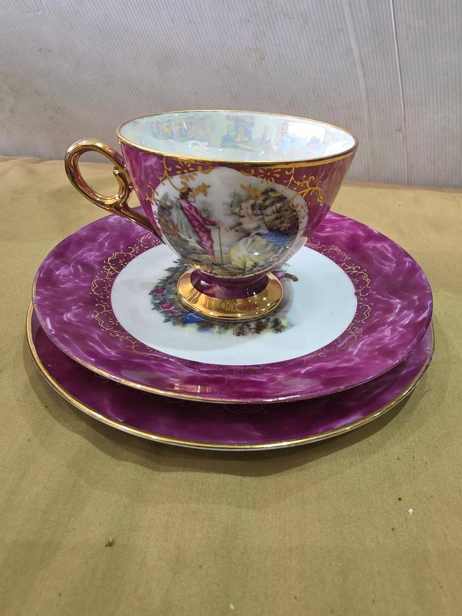 VINTAGE MAROON/GOLD AND WHITE TRIO SET