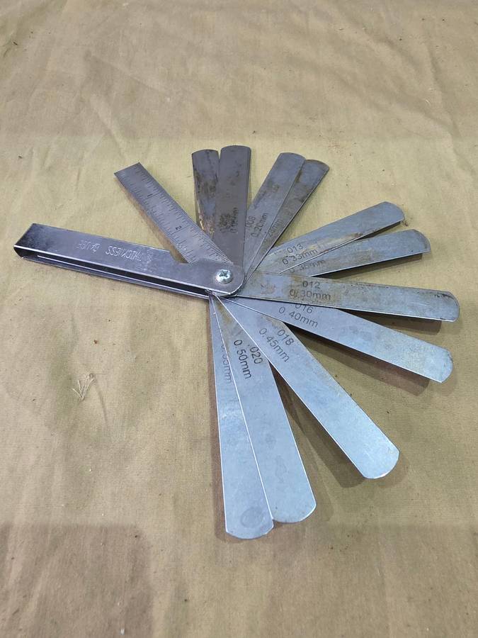 VINTAGE STAINLESS STEEL FEELER GAUGE