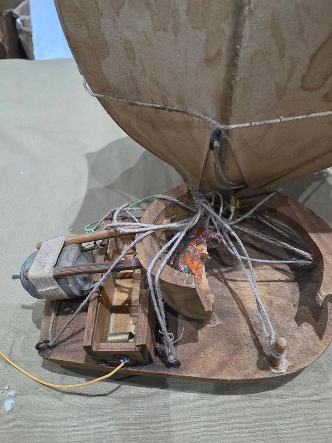 ANTIQUE HOT AIR BALLOON MODEL