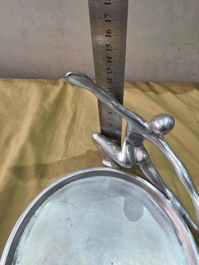 LADY FIGURE PEWTER TRAY( CAROL BOYES STYLE)