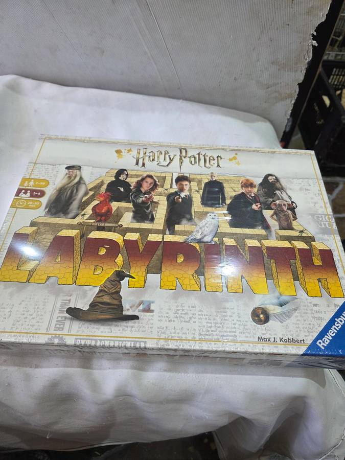 Labyrinth Harry Potter  Board Game
