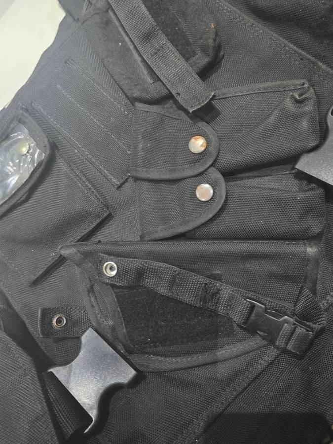 ADULT TACTICAL VEST(XL)
