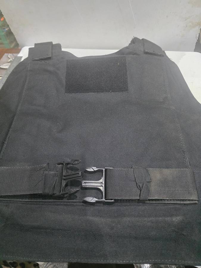 ADULT TACTICAL VEST(XL)