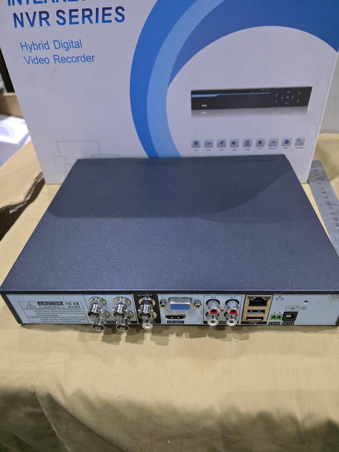 INERNET DVR/NVR SERIES 4 CHANNELS HYBRID DVR(INCL.POWER SUPPLY AND MOUSE)