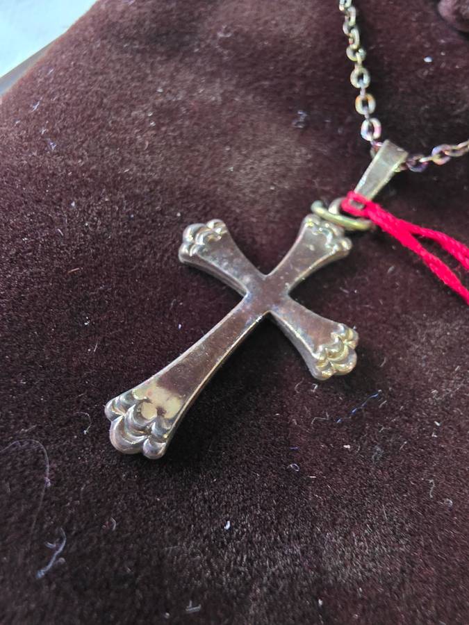 ROLLED GOLD CROSS CHAIN AND PENDANT