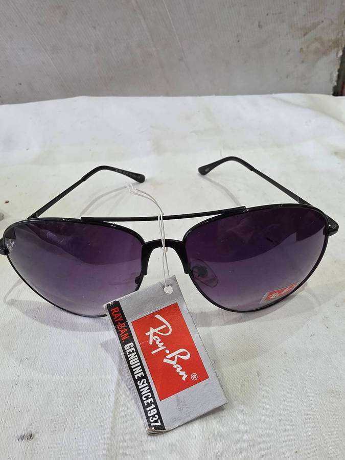 ADULT RAYBAN SUNGLASSES