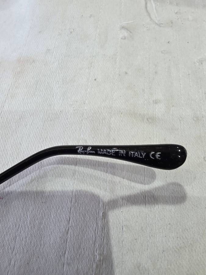 ADULT RAYBAN SUNGLASSES