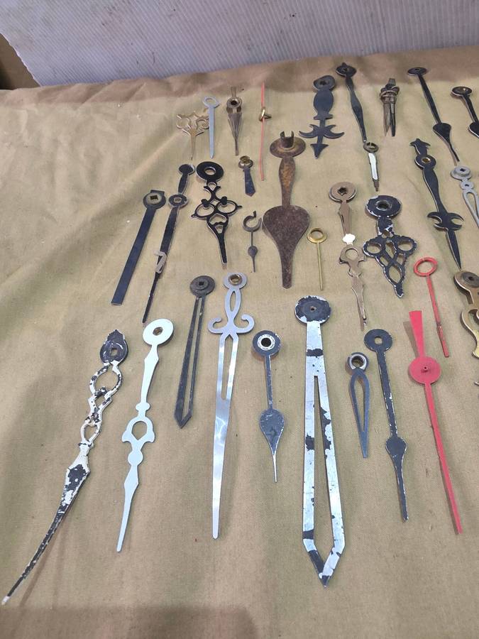 JOBLOT VINTAGE CLOCK DIALS