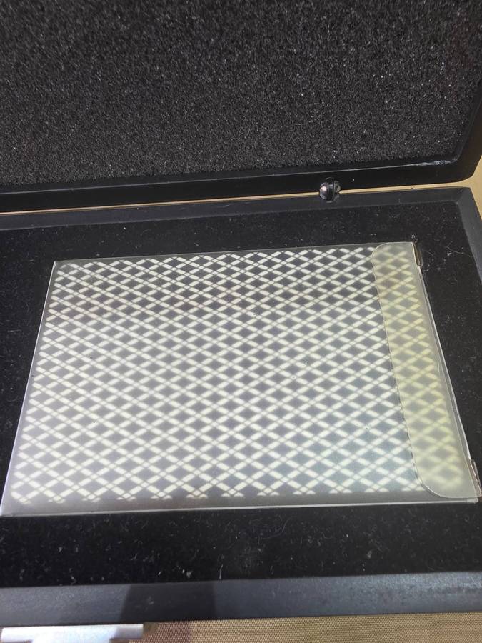 PACK OF CARDS WITH 3 METAL DICE GIFT SET BY SIEMENS MOBILE(UNUSED)