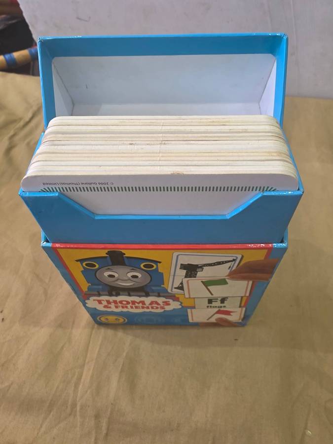 THOMAS AND FRIENDS SLIDE AND LEARN INTERACTIVE FLASH CARDS(UNUSED)