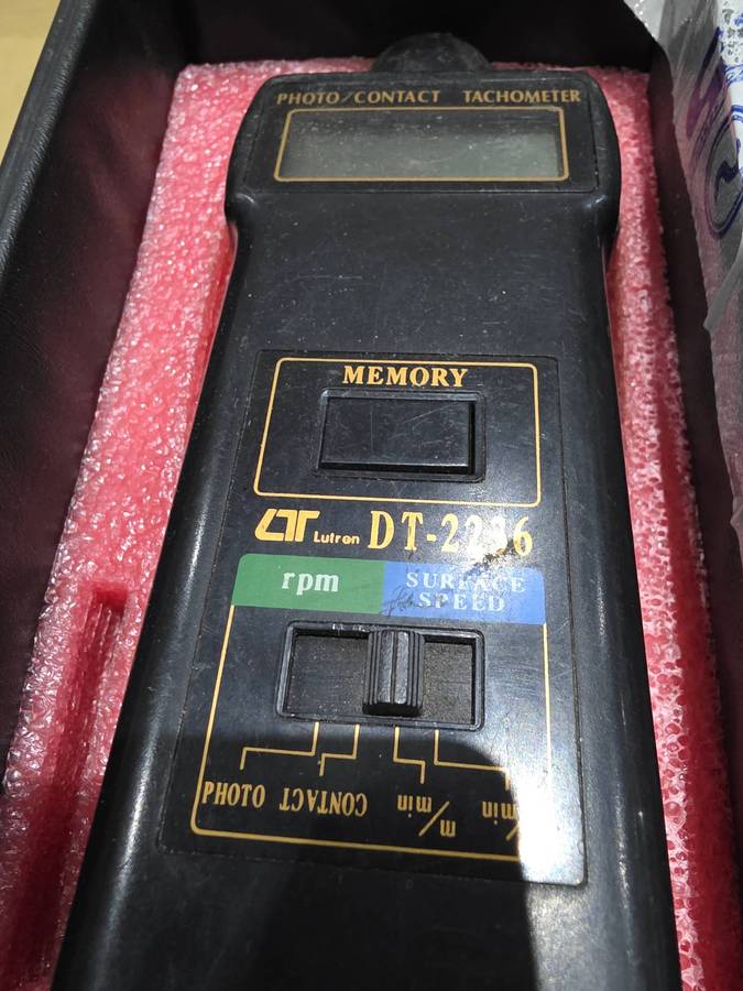 PHOTO/CONTACT TACHOMETER-VINTAGE