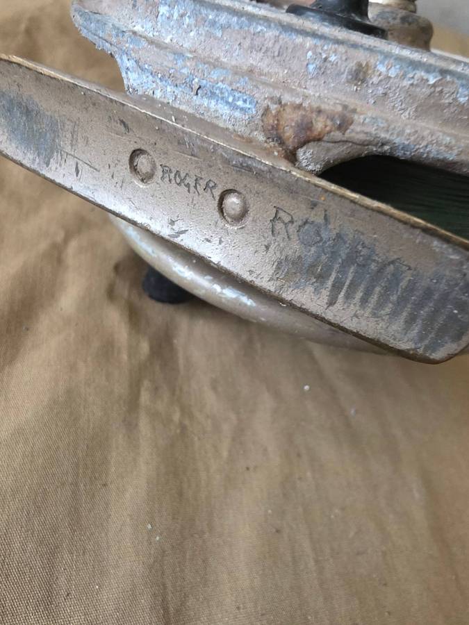 VINTAGE FISHING REEL(WORKS)