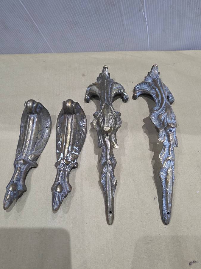 4 PIECE VINTAGE BRASS FURNITURE ITEMS