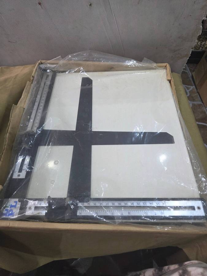 LPL EASEL FOR RNLARGER(26 X 30CM)