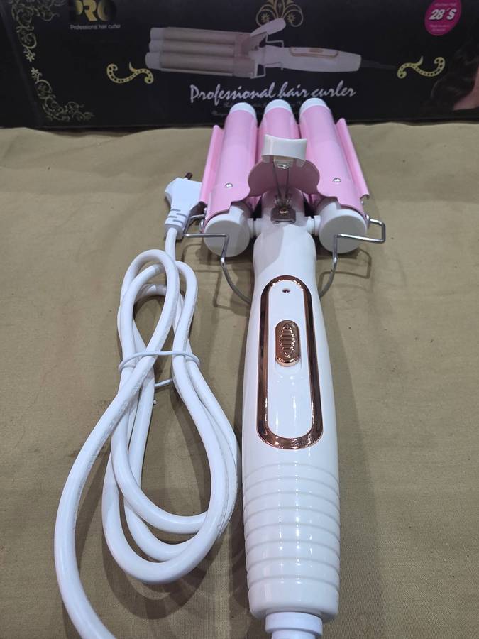 PROFESSIONAL HAIR CURLER