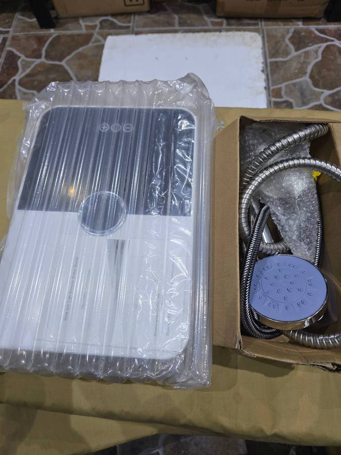 INSTANT WATER HEATER SYSTEM