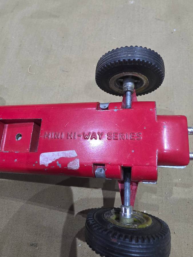 1968 TRIANG MINI RACING CAR