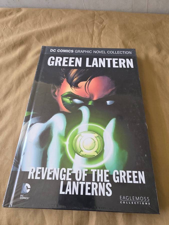 DC HARDCOVER COMIC (GREEN LANTERN)