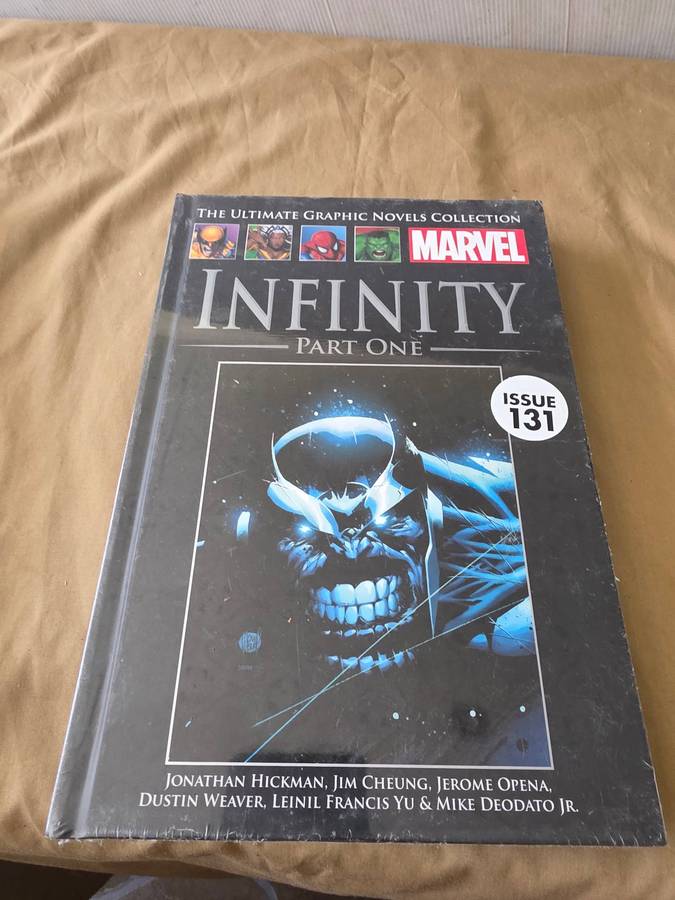 MARVEL SUPERHEROES HARDCOVER COMIC (INFINITY) PART ONE