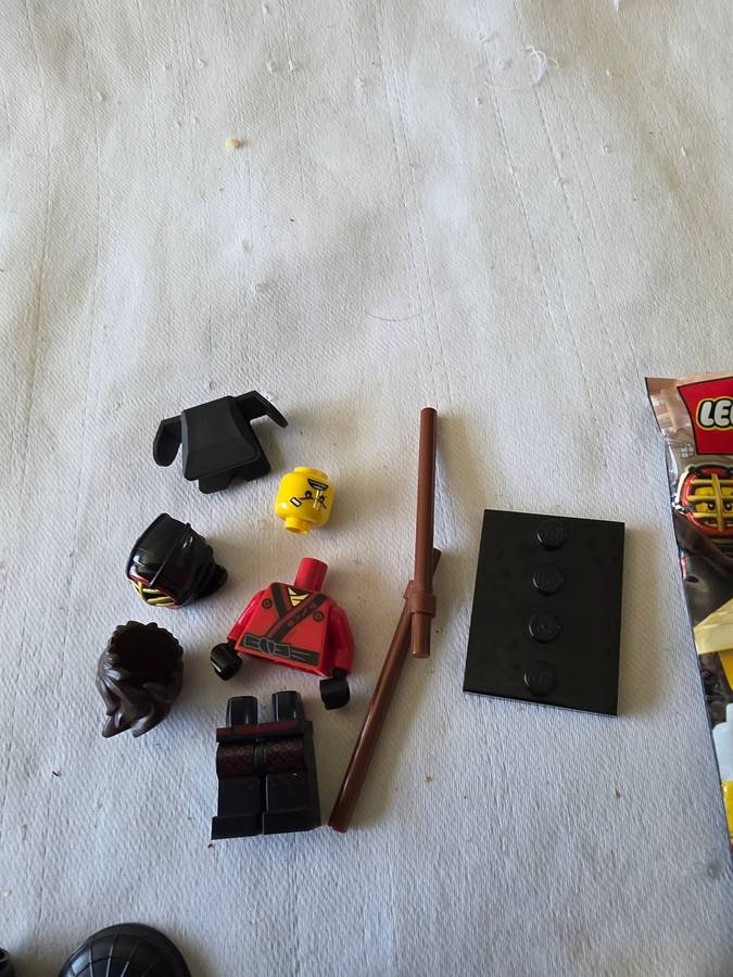 5 X LIMITED EDITION THE NINJAGO MOVIE LEGO MINFIGURES