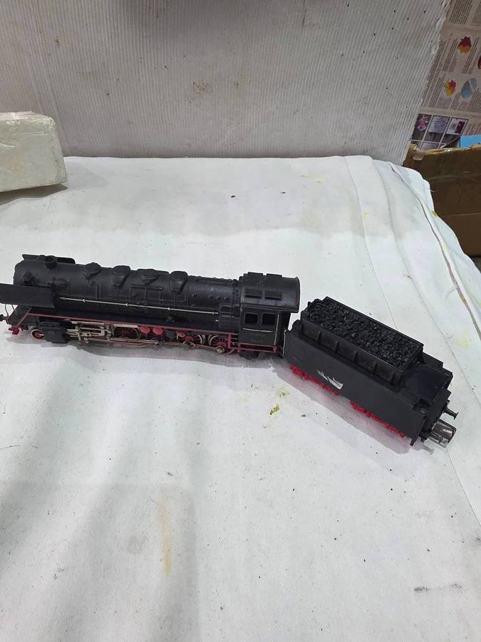 MARKLIN 44690 ENGINE AND COACH(UNUSED)