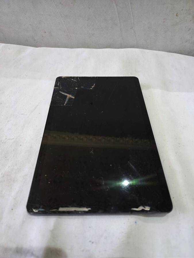 ORIGINAL SAMSUNG A7 TABLET-SEE DESCRIPTION