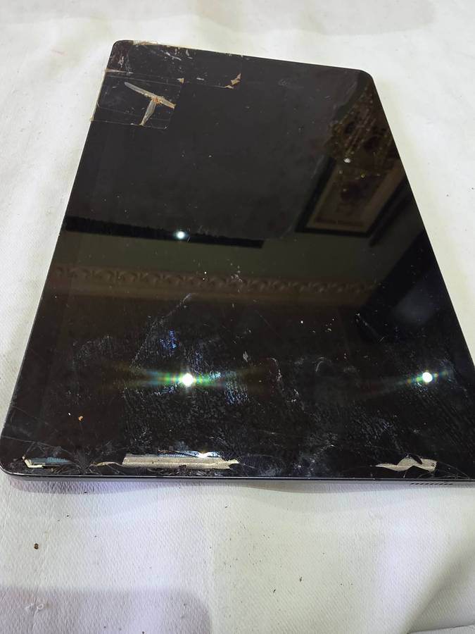 ORIGINAL SAMSUNG A7 TABLET-SEE DESCRIPTION