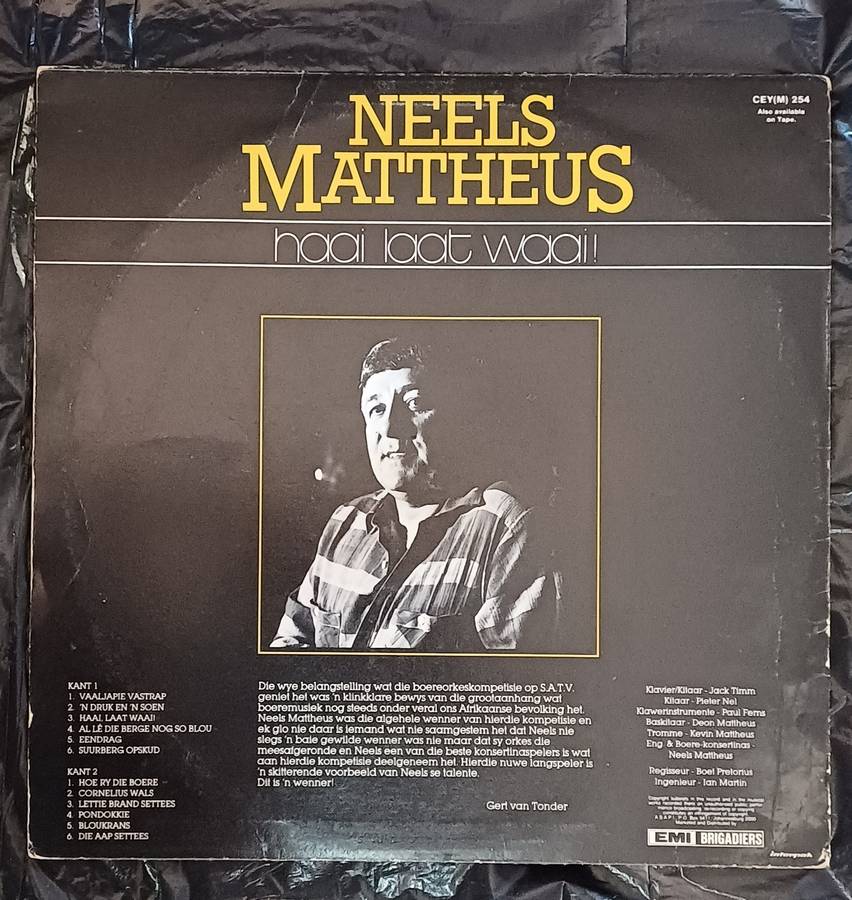 NEELS MATTHEUS - HAAI LAAT WAAI!