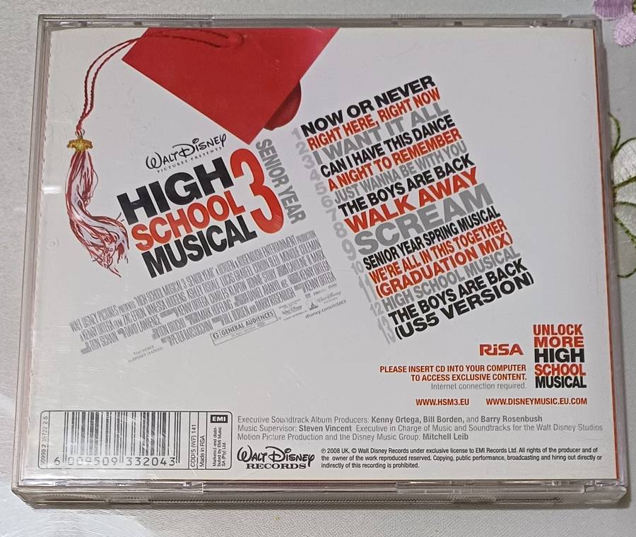 HIGH SCHOOL MUSICAL 3 SENIOR YEAR