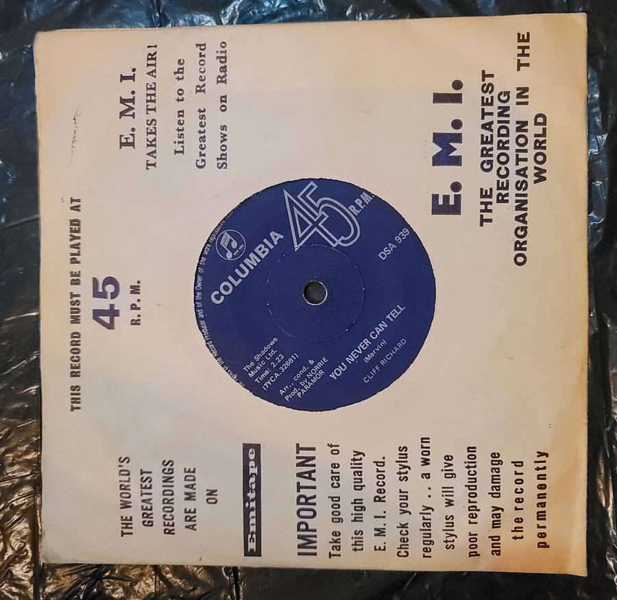 CLIFF RICHARD - GOODBYE SAM , HELLO SAMANTHA / YOU NEVER CAN TELL