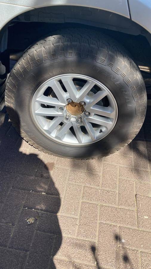 Toyota Fortuner/Hilux center caps