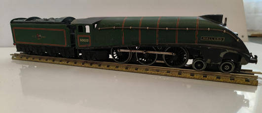 Vintage Hornby Dublo A4 "Mallard" 4-6-2 - 3-rail (Lot 413)