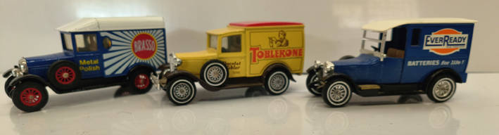 Models of Yesteryear - Classic Vans (Lot 625-7)